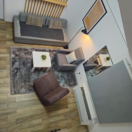 Centar Novi Sad-Apartman No 3 Buitenkant foto