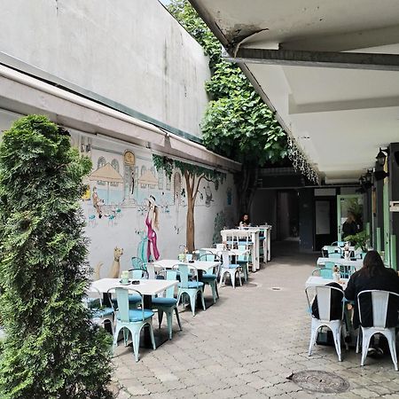 Centar Novi Sad-Apartman No 3 Buitenkant foto